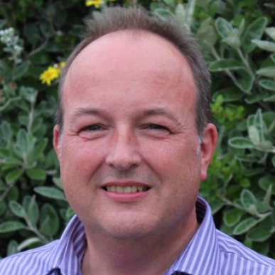 Renewable Energy Institute - Expert Lecturer Jon